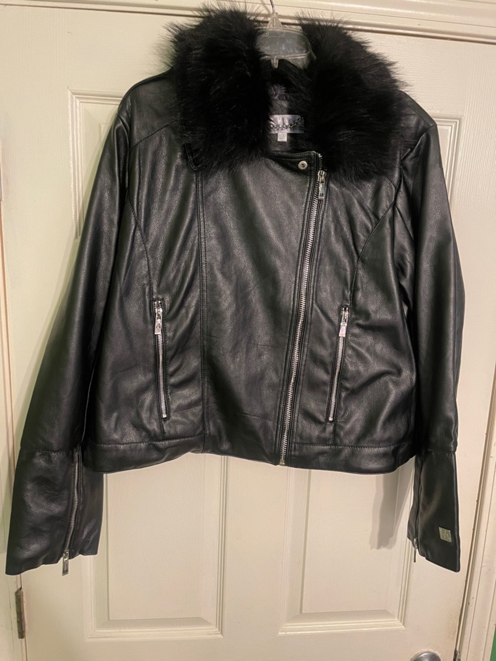Faux Fur Collar Black Leather Moto Jacket - Unbranded